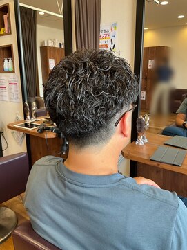 美容室ヒラトヤ 仙北店 メンズパーマ× loose curl