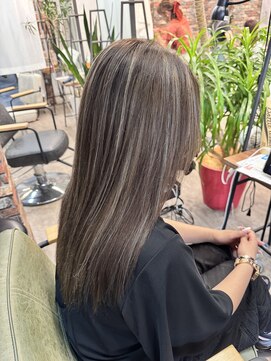 コントラストハイライト ブリーチ 海外風ハイライト 白髪ぼかし