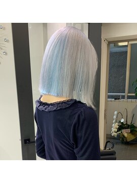 ペレ 原宿(PELE) ダブルカラー/ケアブリーチ/羽エクステ/原宿