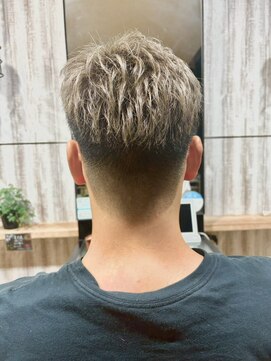 ヘアショップエヌアンドエー 久喜店(hairshop N&A) 男らしさ重視クラシックヘア メンズWカラー×フェード バーバー