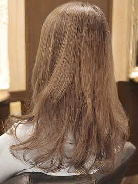 ヘアメイククァトル(Quattuor) ベージュカラー＆無造作ワンカール