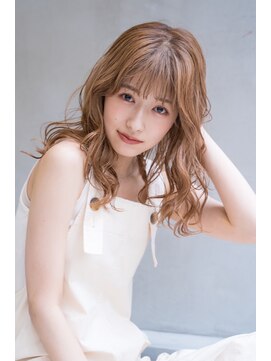 エイミー(Aimee) Aimee 町田 ゆるふわ巻き×ブライトベージュ