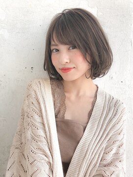 ルティア 池袋(Lutia) 柔らかベージュボブ