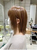 guest hair 透明感ベージュ×肩ラインボブ