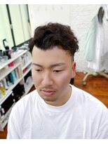 ヘアーワークス バレル(HAIR WORKS Barrel) メンズフェード　パーマ