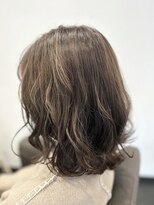 ニッチ(NICHE)&nbsp;【NICHE HAIR（ニッチ ヘアー）】【西鎌倉】ハイライトカラー