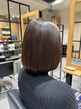 レックスヘアーインターナショナル(ReX HAIR INTERNATIONAL) 【山嵜　栞】艶ボブ