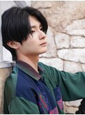 スーツ短髪ツーブロック束感モテる黒髪シークレットパーマ流行