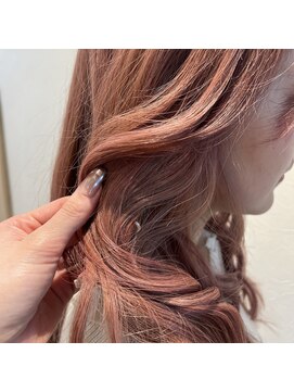 アッシュ 北千住店(Ash) 桜ピンクカラー