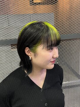 メゾンセブンルックス 宇都宮簗瀬店(Maison 7LOOKS) BLACK × LIME GREEN《手塚》