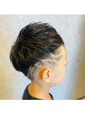 10代20代刈り上げバリアートツーブロックライン