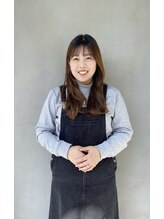 スーリール 柚須店(Sourire) 横山 優女