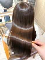 プラグ バイ ネオリーブ(plug by neolive)&nbsp;チェリーブラウン×髪質改善[髪質改善/縮毛矯正/韓国]A