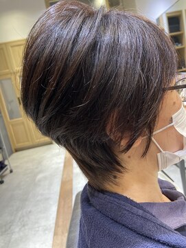 モア ヘアデザイン バイ オリジンズ つくばみどりの店(moA hair design by Origins) タイトショート
