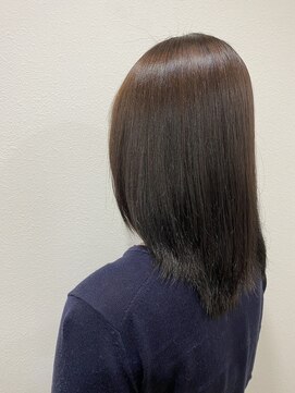 シャンティ(Shanti) 縮毛矯正専門店による縮毛矯正&髪質改善トリートメント