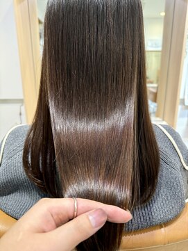 レメディフロムキン(REMEDY from KIN) 《10代20代30代》うる艶カラー×シルクストレート【燕三条】