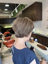 リマヘアー(lima hair)&nbsp;ショート白髪ぼかしハイライトメッシュ【髪質改善/ツヤ髪/美髪】