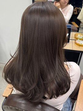 ソピ バイ インビテーション(sopi by invitation) 大人可愛いレイヤースタイル♪