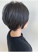 ショートボブ/ネイビーカラー/ワンカール