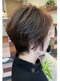 ショートヘア
