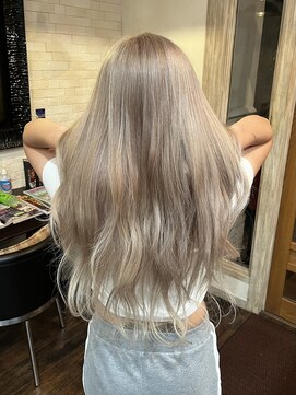 ボアップ 新居浜店(boappu) #ハイトーンベージュ #ケアブリーチ #トリプルカラー