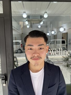 ウェルネス(Wellness) サイドパート スキンフェード