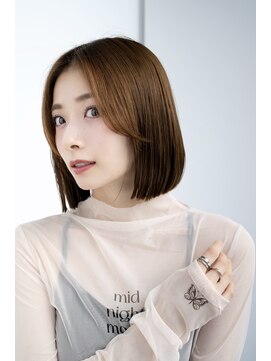 レノラ 本町(LENORA) 20代30代大人かわいいナチュラル暗髪エアーストレートヘア