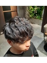 ネセサリー(NECESSARY) カット&パーマ