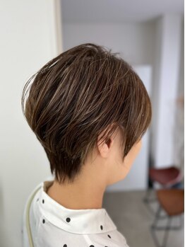 ルブニール(Lubenir.)の写真/【玉造駅徒歩1分】暗くなりすぎない、明るく染められる白髪染めがおすすめ◇ダメージレスな施術で艶髪へ♪