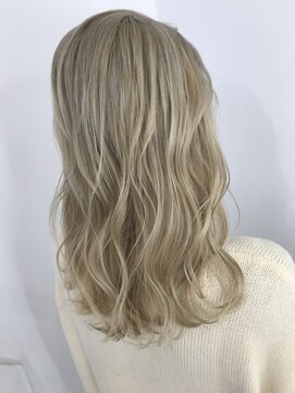 マルフェ 天王寺(marfe) ミルクティーベージュハイトーンケアブリーチ