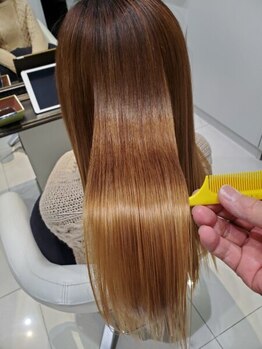 ディックス 佐倉店(dix)の写真/素髪のように自然で美しい、大人のストレート。触れたくなる、艶と柔らかさ。ナチュラルな仕上がりが叶う☆