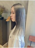 〈透け感グレージュカラー〉