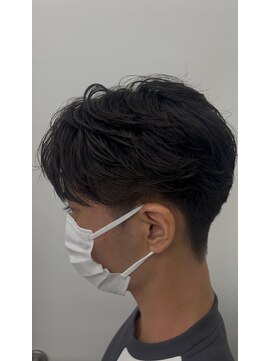 エクシア 名古屋店(EXCIA) 曲がる縮毛矯正で作るセンターパート