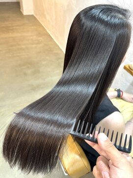 エルメ(ELe:ME) 美髪矯正（髪質改善ストレート）