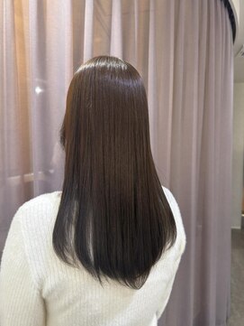 カラークチュール(Color Couture) ダークアッシュ/大人ガーリー/ミディアムレイヤーカット