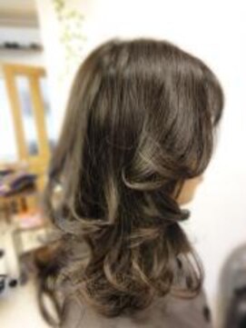 モダンタイムス 西谷店 リッチな雰囲気の無造作カール