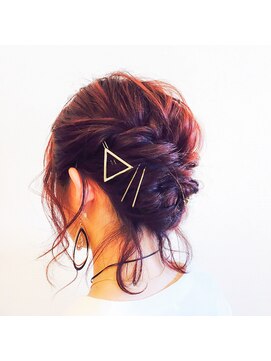 ガーデンエス 緑井店(GARDEN es) [GARDENes 沖]ねじり×ねじり