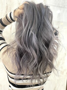 ラビス 浦和(Lovis) デザインカラー/レイヤーカット/ウェットヘア/夏のヘアアレンジ