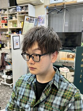 髪座 ツイストパーマ