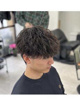 ジャス(Jus) 波巻きパーマ