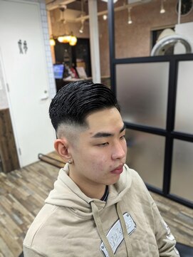 ティーズ バーバー T's BARBER スキンフェード