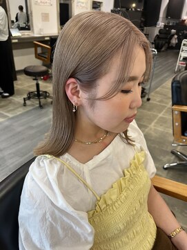 グリードヘアー(greed hair) milk tea beige