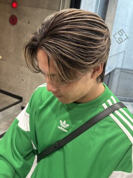 イーラ(era) センターパート/ハイライト/ニュアンスパーマ