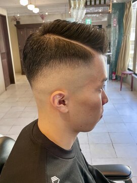 グレイスフルバーバーロンドン 大宮店(Graceful Barber London) 【20代 男性】ロンドン七三フェード（大宮/バーバー）