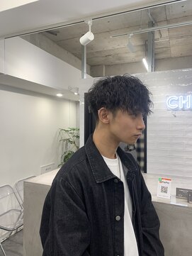 クロムトウキョウ ザ バーバー ネオン 新宿店(CHROM TOKYO the Barber ne/on) ツイストスパイラルパーマ