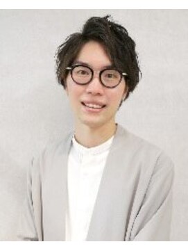 アース 元住吉店(EARTH) アップバングが大人っぽいクラウドマッシュスタイル