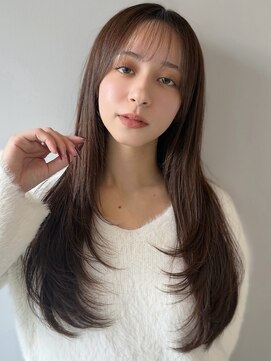 ロングレイヤーカット/内巻き/顔周りカット