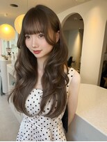 リッカ(LICCA)&nbsp;(licca内堀) ゆるく巻いても可愛い♪トレンドレイヤーカット