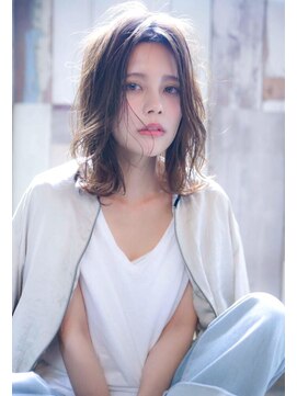 レニーバイエース(LANY by ACE) 【LANY 横浜】 レイヤーミディ×プラチナアッシュ