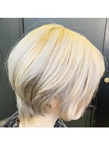 ヘアーラウンジ アルテ(hair lounge arte)&nbsp;ホワイトグレージュ×ハンサムショート